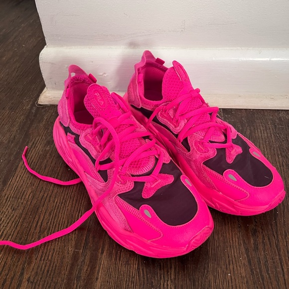 Fuschia Fila suede tennis - Picture 2 of 7